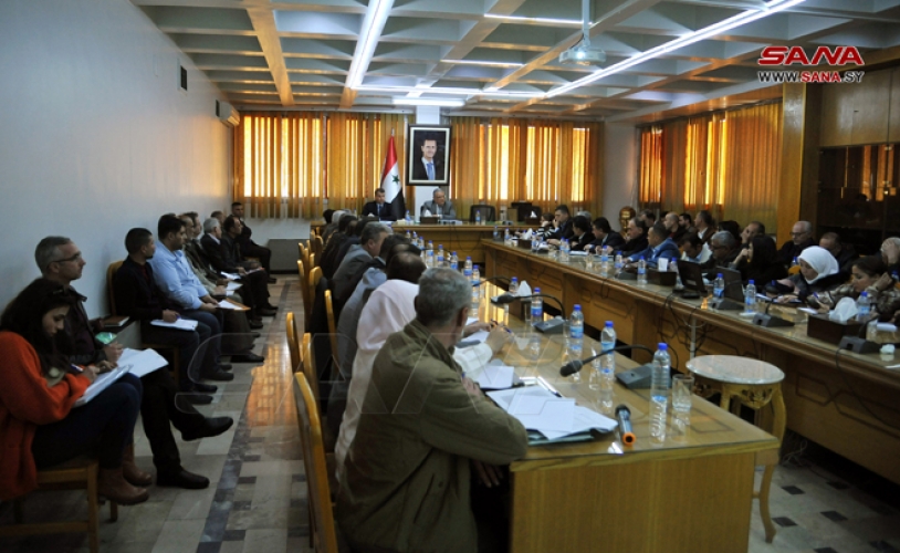 الزراعة تناقش التعليمات الخاصة بالخطة الإنتاجية لموسم 2023-2024