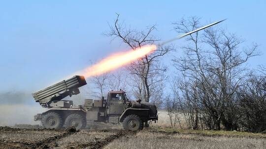 الدفاع الروسية: القضاء على أكثر من 400 جنديا أوكرانيا وإسقاط طائرة حربية و17 مسيرة أوكرانية