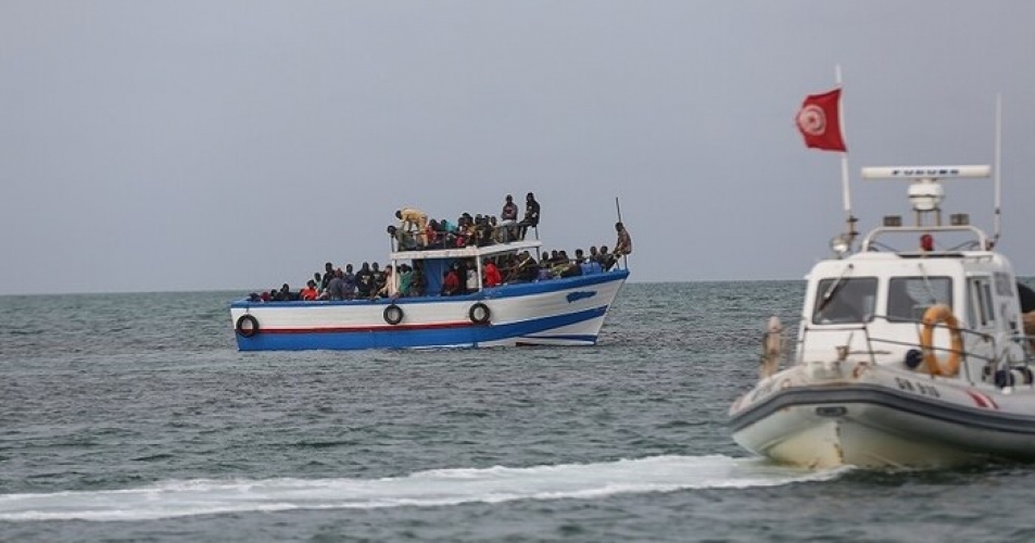 انتشال 29 جثة وإنقاذ 11 مهاجرا قبالة سواحل تونس