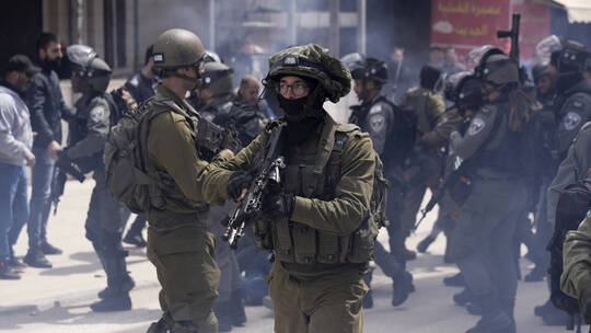 وسائل إعلام: إصابة مستوطنين إسرائيليين بعملية دهس شمال الخليل