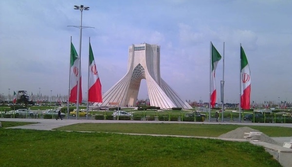 طهران تعلن عن فرض عقوبات على أفراد ومؤسسات في الاتحاد الأوروبي وبريطانيا