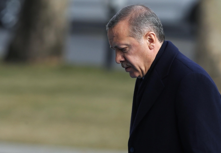 أردوغان يلغي أنشطته الانتخابية بسبب وعكة صحية 