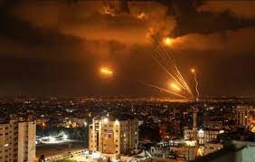  المقاومة تدك مواقع الاحتلال في غلاف غزة وتل أبيب بالصواريخ قبيل دقائق من وقف إطلاق النار