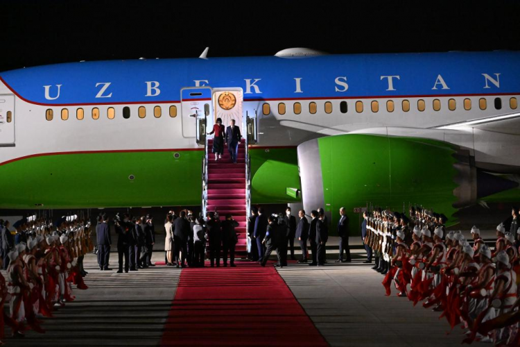 الرئيس الصيني يقيم حفل ترحيب لزعماء دول آسيا الوسطى