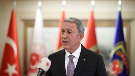 وزير الحرب التركي: لن نتوقف عن مكافحة الإرهابيين في سورية والعراق حتى تحييد آخرهم