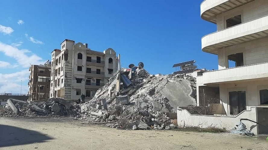 الكشف عن أحدث إحصائية لضحايا الزلزال في اللاذقية!