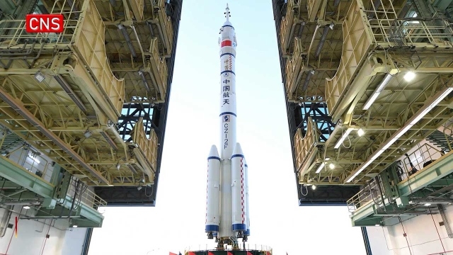 الصين تستعد لإطلاق سفينة الفضاء المأهولة 