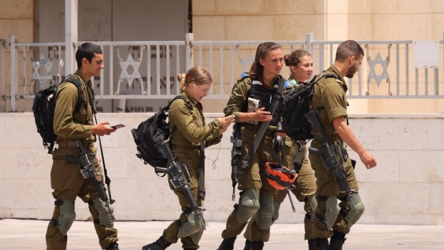 جيش الاحتلال الإسرائيلي يعترف بتعرض إحدى قواعده لعملية سطو
