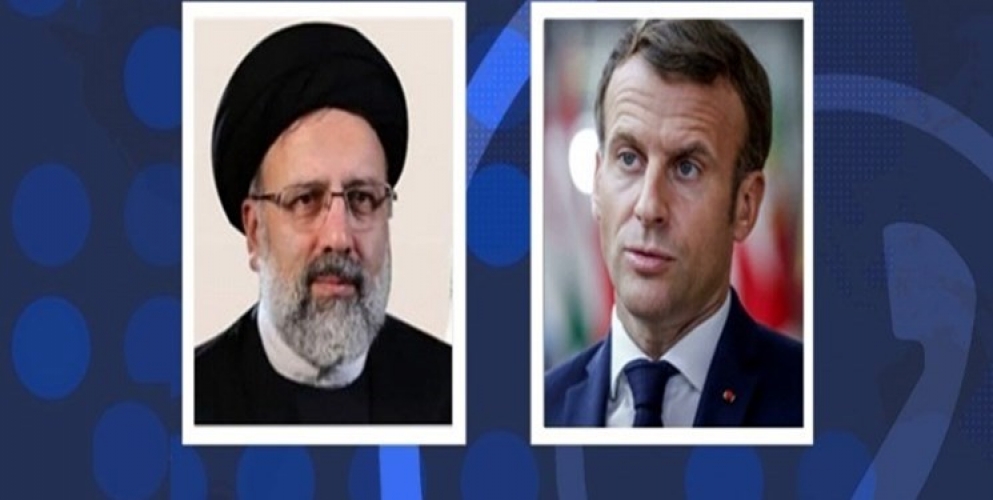 الرئيس الإيراني يبحث هاتفياً مع نظيره الفرنسي مفاوضات رفع الحظر