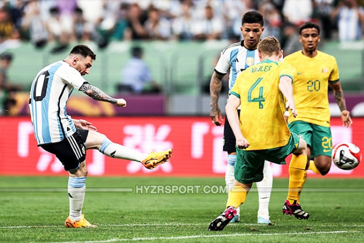 ميسي يسجل أسرع هدف في مسيرته ويقود الأرجنتين للفوز على أستراليا