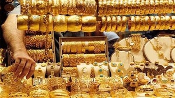 الذهب حافظ على سعره محلياً لأربعة أسابيع.. الصاغة: كل قطعة لا تحمل الختم تعتبر مهربة