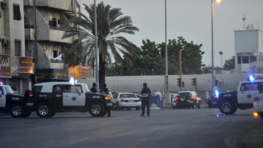 مقتل شخصين باشتباك مسلح أمام القنصلية الأمريكية في جدة بالسعودية