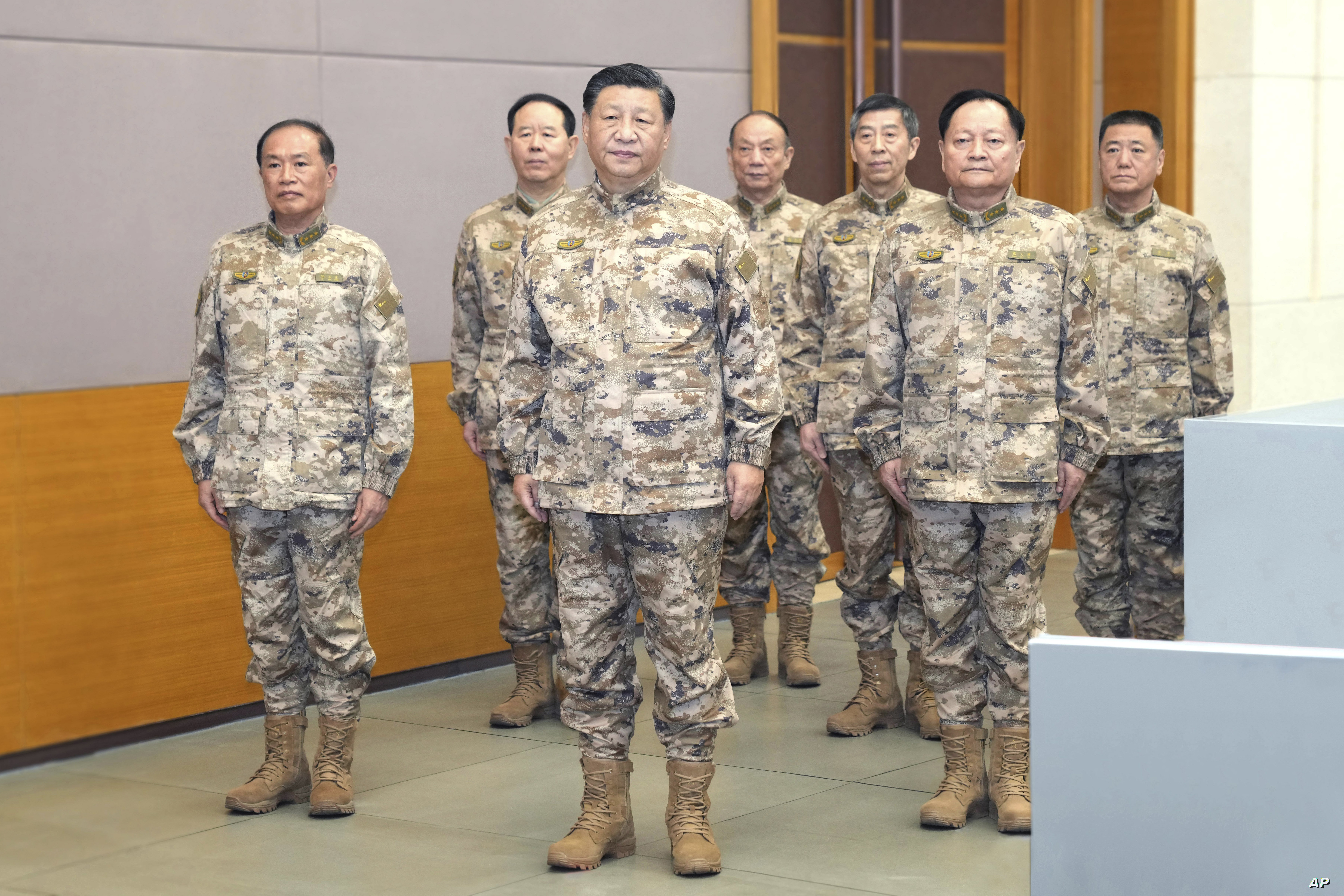 الرئيس الصيني يشدد على فتح آفاق جديدة للاستعداد للحرب