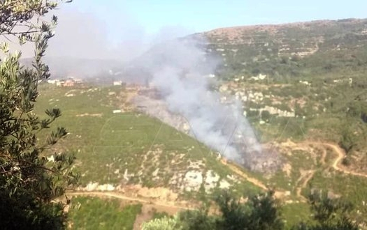 اندلاع حريق في أراضي قرية العامرية بريف حماة الغربي