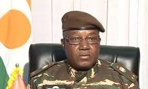 إنطلاقا من تشاد.. قوات فرنسية تهاجم الجيش النيجيري وتحرر 16 إرهابياً 