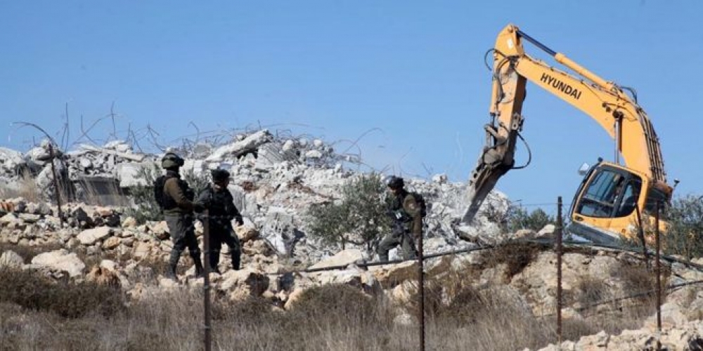 قوات الاحتلال تهدم منازل المدنيين في أريحا والقدس