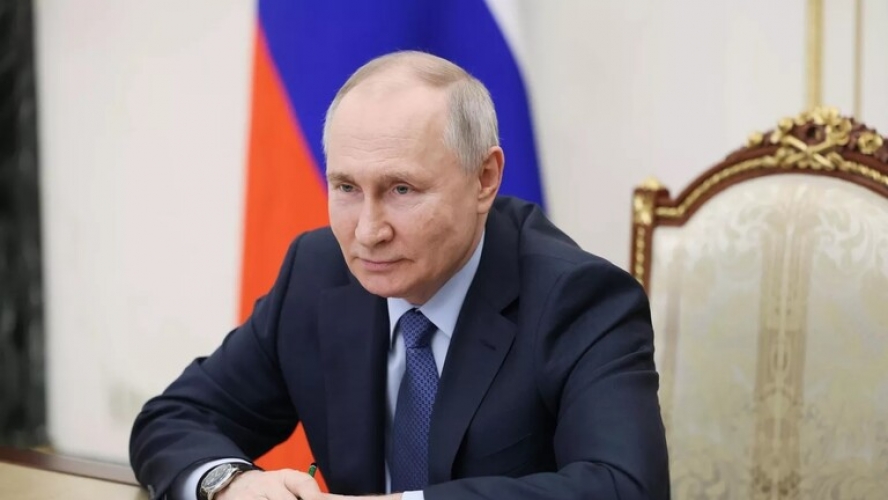 الرئيس الروسي بوتين: يجب العمل على زيادة رواتب ورفاهية المواطنين الروس