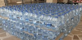 السويداء .. عبوة مياه الشرب بـ 6000 ليرة بسبب وقف البيع والتلاعب بالتوزيع
