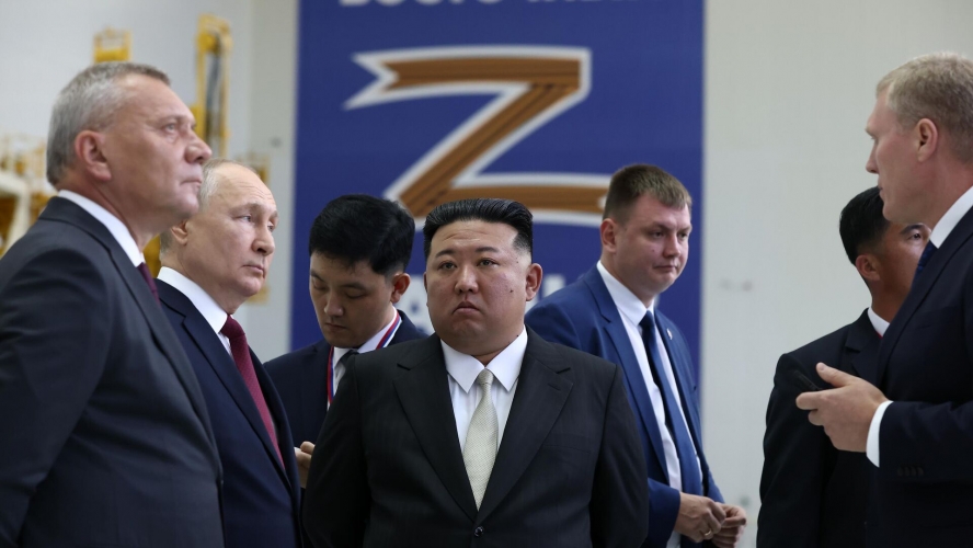 بوتين يلتقي بزعيم كوريا الشمالية في قاعدة فضائية روسية