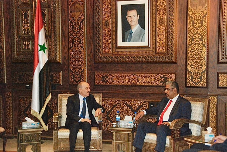 وزير الداخلية يبحث مع القائم بأعمال سفارة دولة الإمارات العربية المتحدة في سورية علاقات التعاون المشتركة