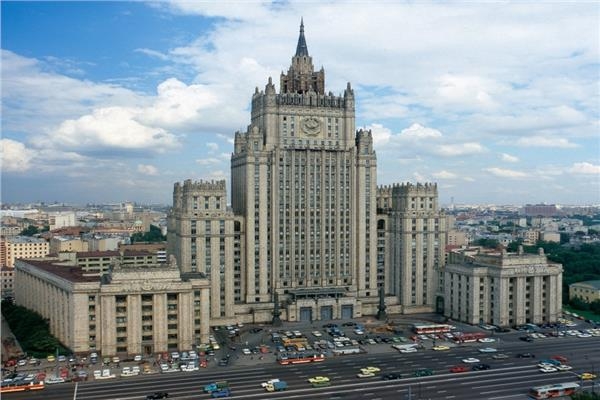 موسكو تؤكد طرد دبلوماسيين روسيين من الولايات المتحدة وتتعهد برد حاسم