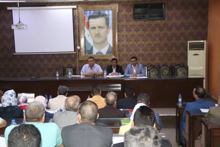 محافظ ريف دمشق: للمجلس المحلي الحق بالتدخل بكل مرفق خدمي وحيوي وصحي