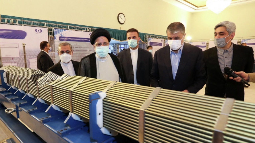 إيران تكشف عن تفاصيل نظام إشعاعي جديد