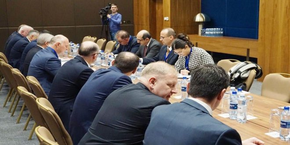 وفد سورية إلى الاجتماع الدولي الـ21 بموجب صيغة أستانا يلتقي الوفدين الروسي والإيراني