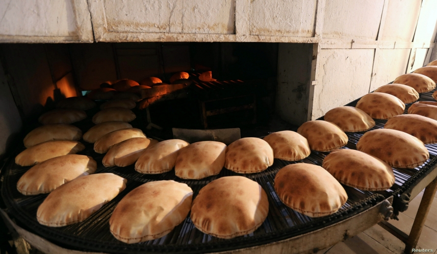 التجارة الداخلية تحدد سعر مبيع ربطة الخبز 1100 غرام بـ 400  ليرة
