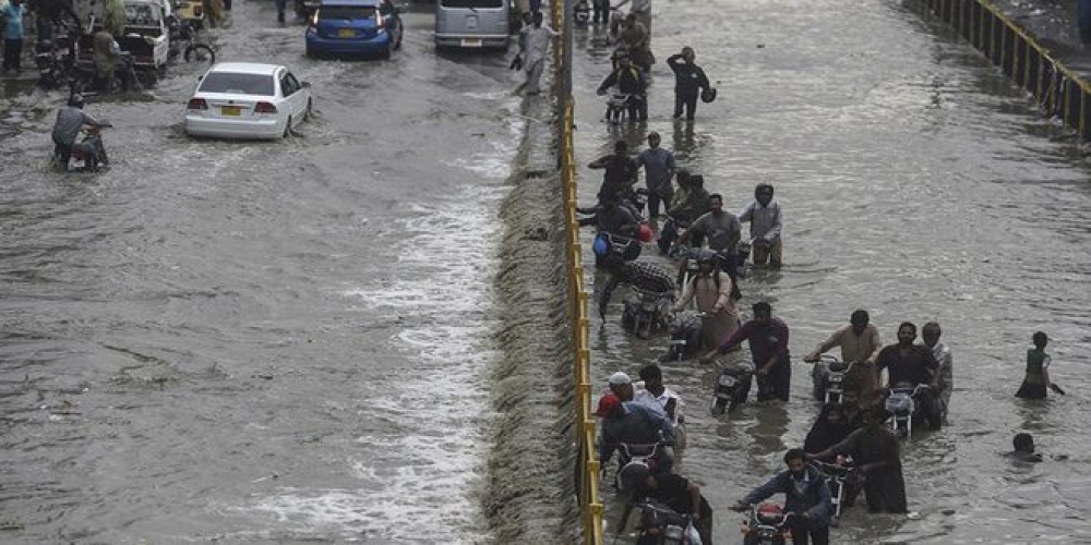 مصرع 29 شخصاً وإصابة 50 آخرين إثر الأمطار الغزيرة في باكستان