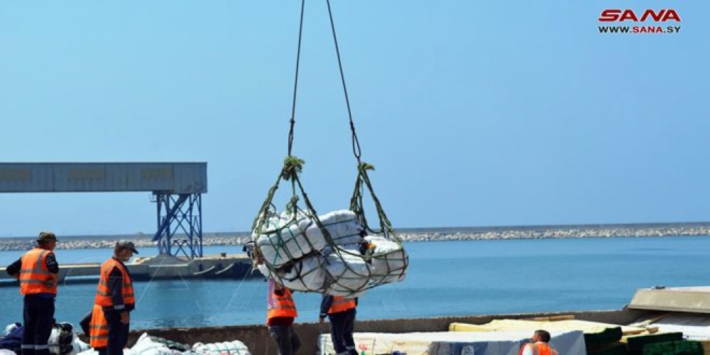 وصول مساعدات من الجالية السورية والشعب البلغاري لمتضرري الزلزال إلى ميناء طرطوس 