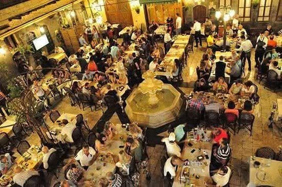 محافظة دمشق تنفي إصدار تعليمات بالإغلاق الليلي للمنشآت السياحية