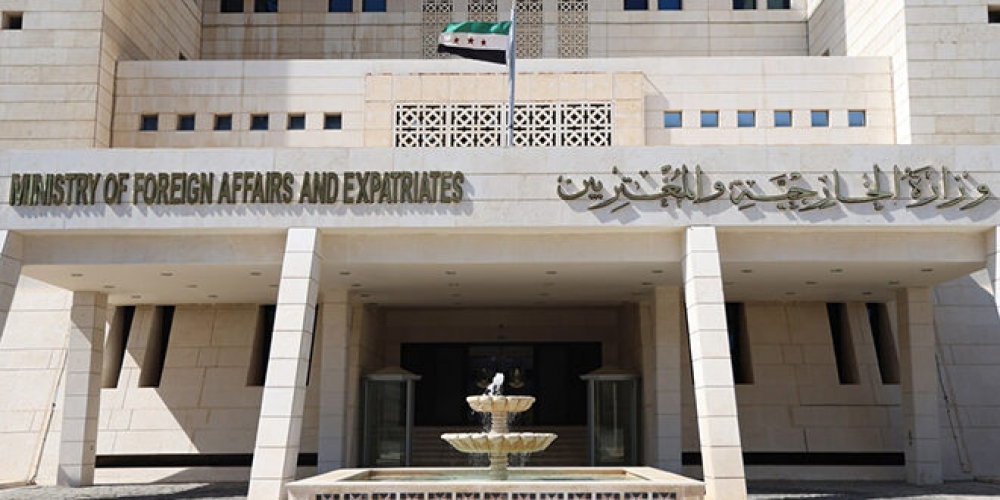 الوفد التقني لوزارة الخارجية السورية يزور ليبيا لتصحيح أوضاع الجالية السورية وافتتاح السفارة في طرابلس