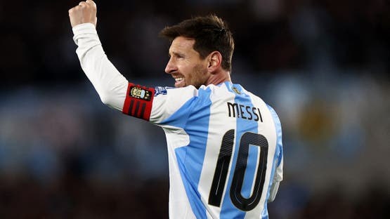 بالدموع.. ميسي يودع الأرجنتين ويثير التكهنات حول مشاركته في نهائيات كأس العالم المقبلة