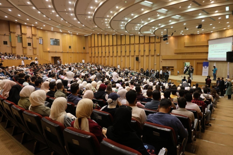 شباب سوريا يصنعون المستقبل في معرض كلية الهندسة الميكانيكية والكهربائية بدمشق