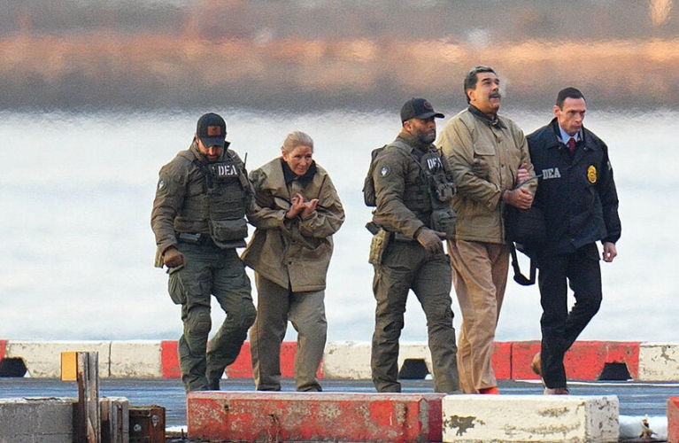 مادورو في محكمة أمريكية في نيويورك: أنا رئيس فنزويلا وتم اختطافي من منزلي