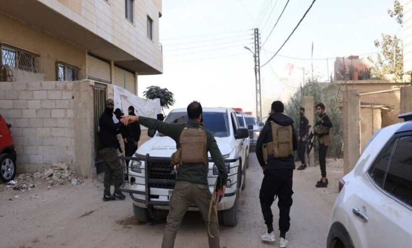 حملة اعتقالات واسعة تطال عشرات المدنيين في قرى بريف حماة الغربي