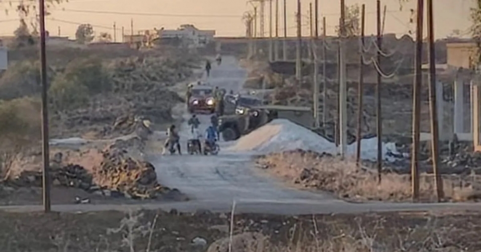 قوات الاحتلال الإسرائيلي تتوغل في قرية صيدا الحانوت بريف القنيطرة وتعتقل عدة شبان