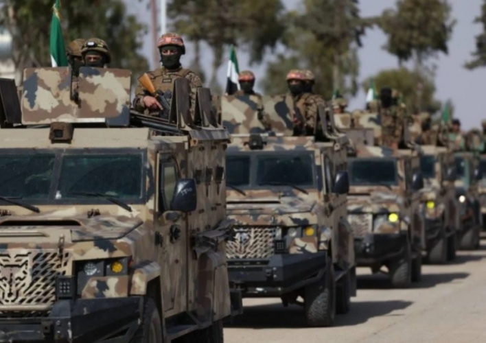 تصعيد ميداني في الرقة.. “قسد” توقع مجموعة حكومية بكمين قرب مطار الطبقة