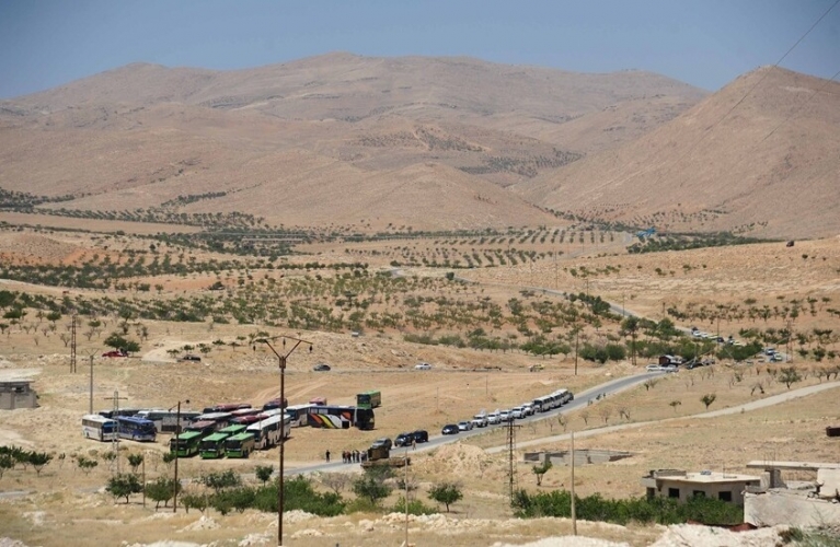 أزمة شاحنات على الحدود السورية مع الأردن ولبنان ونظام الـ باك تو باك