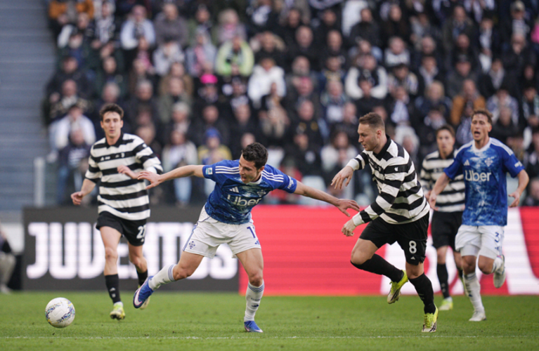 يوفنتوس يخسر أمام كومو بثنائية نظيفة في الدوري الإيطالي