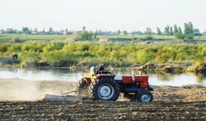 مفتي سوريا أسامة الرفاعي حول أراضي الإصلاح الزراعي: الفقراء لا أراضي لكم