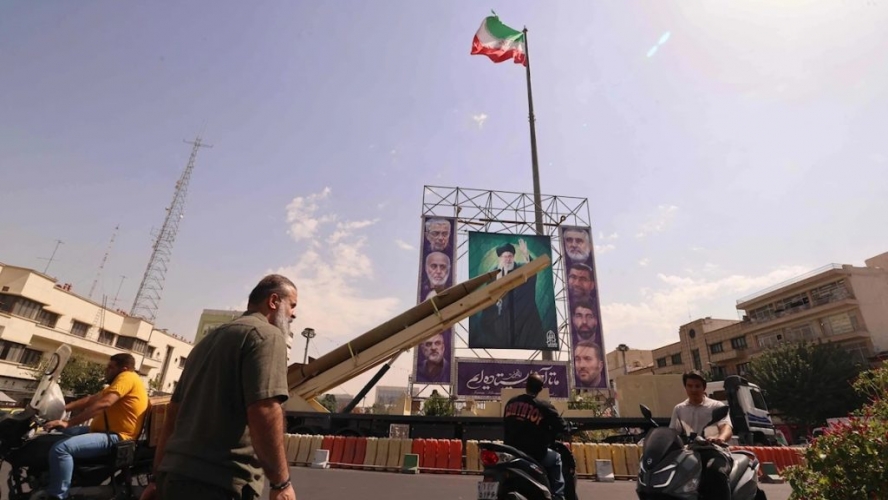 الجيش الايراني يسقط 13 مسيّرة هجومية والحرس الثوري يشن هجوماً واسعاً على قاعدة الظفرة الجوية