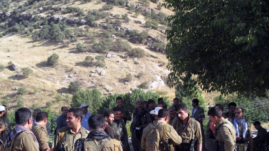 أكراد سوريا يحذرون الأكراد الإيرانيين من أن أمريكا قد تتخلى عنهم