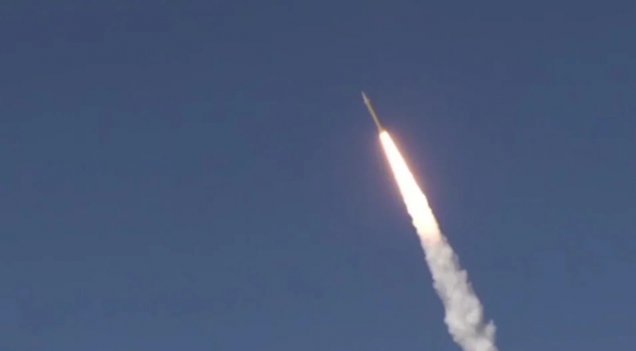 أكبر هجوم إيراني منذ بدء الحرب.. استهداف كيان الاحتلال والقوات الأميركية في العديري