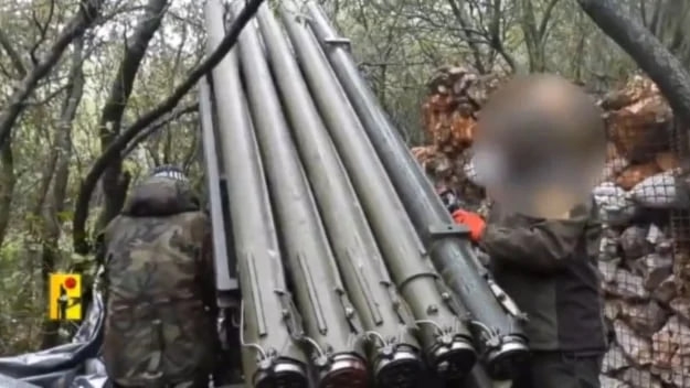 المقاومة اللبنانية تستهدف قوة للاحتلال داخل منزل وآلية في الطيبة وتحقق إصابات مباشرة