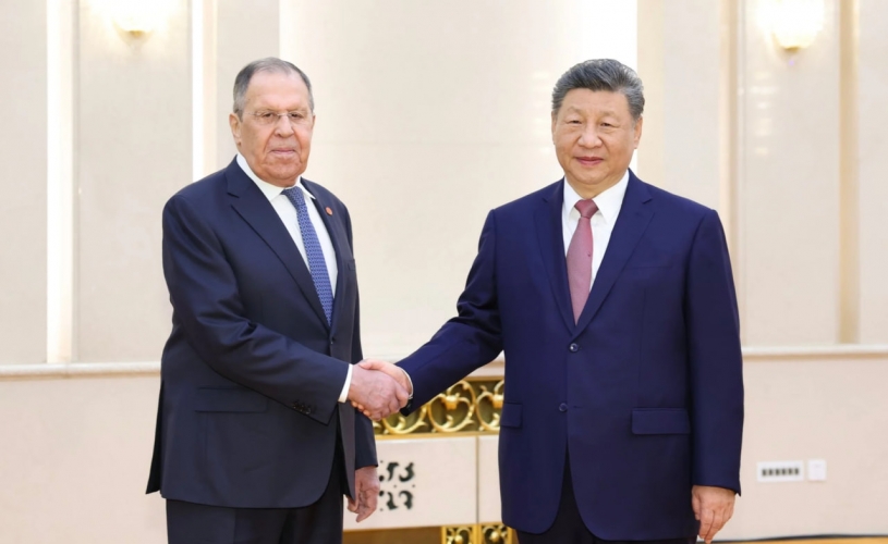 لافروف من بكين: موسكو مستعدة للعب دور في قضية اليورانيوم الإيراني المخصّب