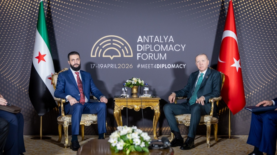 الرئيس الشرع يجري سلسلة لقاءات مع رؤساء ودبلوماسيين على هامش أعمال منتدى أنطاليا الدبلوماسي