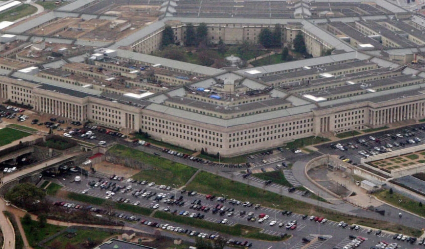 البنتاغون الأمريكي: وزير البحرية الأمريكي يغادر منصبه