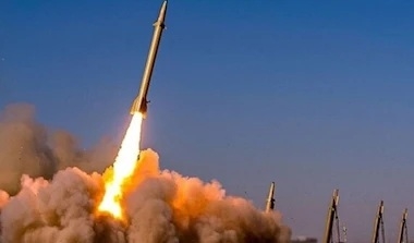 الحرس الثوري الإيراني يعلن استهدافه ناقلة نفط وقواعد أميركية في الكويت والبحرين